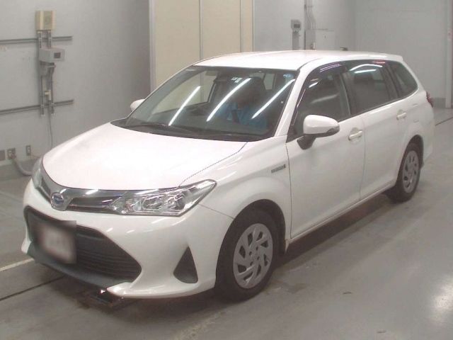 33119 Toyota Corolla fielder NKE165G 2018 г. (CAA Tokyo)